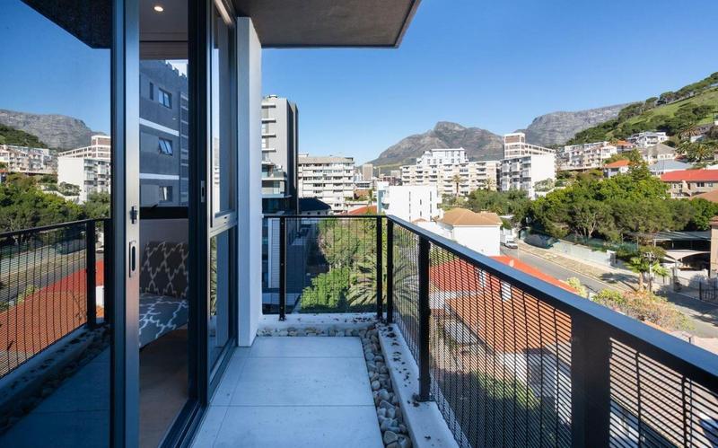 4 Bedroom Property for Sale in Green Point Western Cape